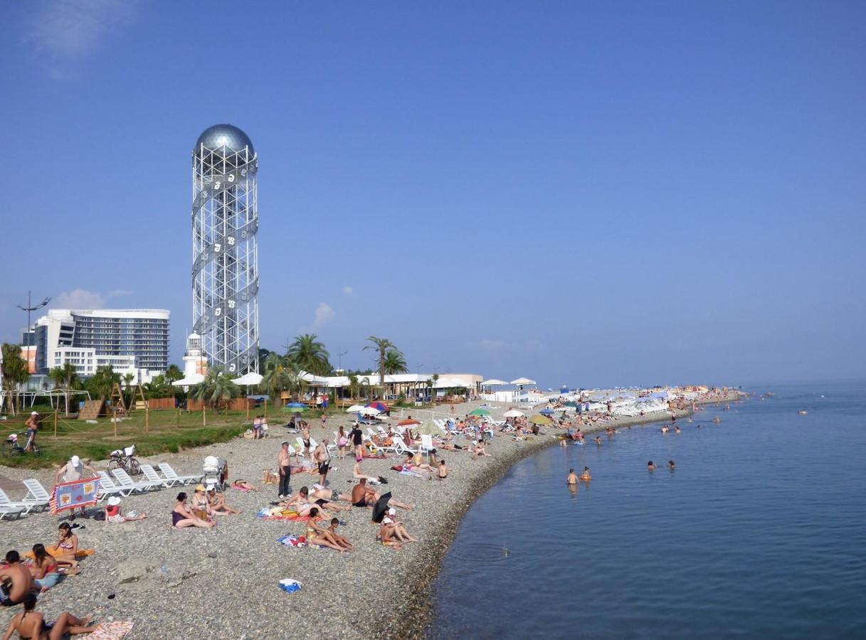 Apartment On Melashvili 24 Batumi Exterior photo